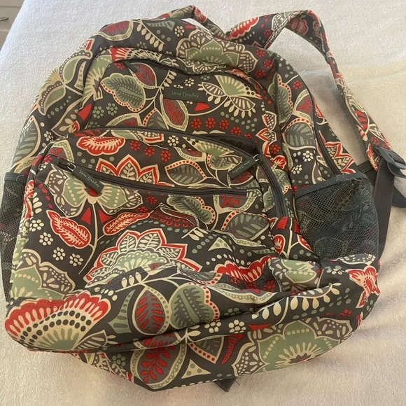 Vera Bradley | Bags | Vera Bradley Red And Green Backpack  display picture 2